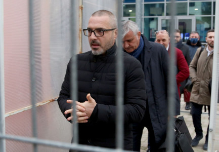SAIMIR TAHIRI I DREJTOHET SËRISH GJYKATËS/ Ish-ministri i Brendshëm kërkon njohjen e kohës së paraburgimit