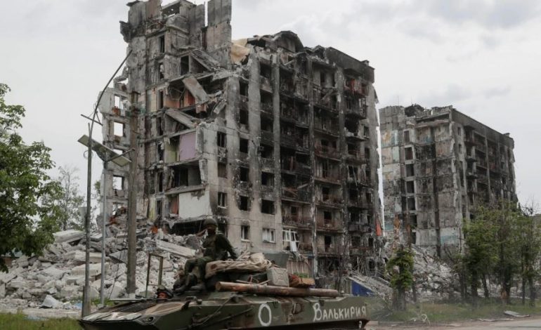 BE NGRIN 17 MILIARDË EURO ASETE RUSE/ Ukraina: Të përdoren për rindërtimin e vendit