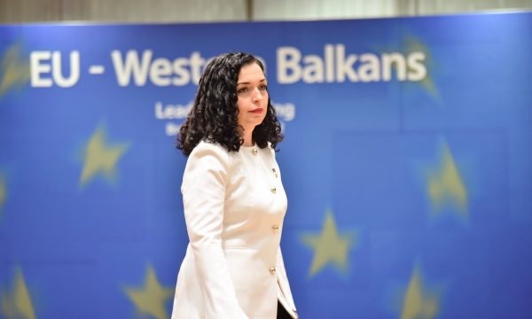 DIALOGU PRISHTINË-BEOGRAD/ Vjosa Osmani: As SHBA dhe as BE nuk kanë kërkuar që të heqim dorë nga njohja reciproke