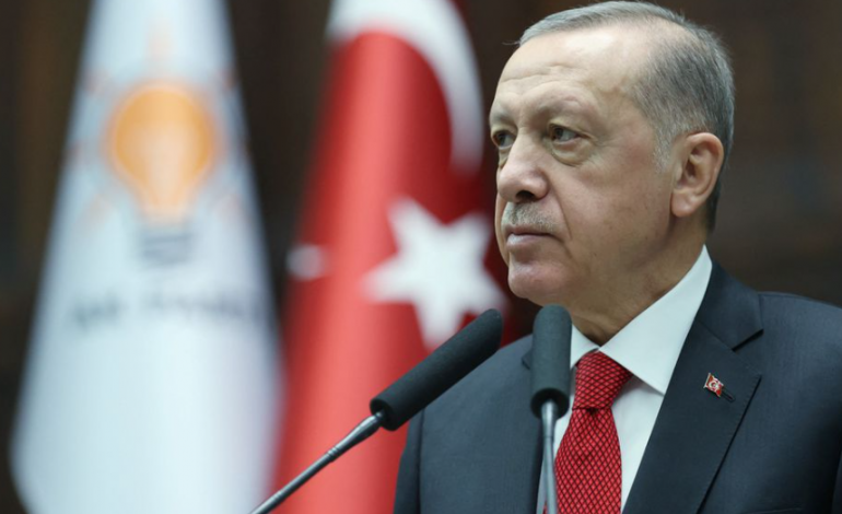 LUFTA/ Erdogan: Tërheqja e Rusisë nga Kherson është një hap pozitiv