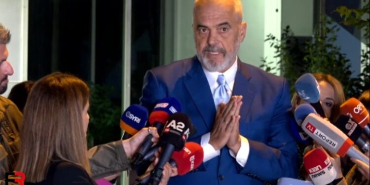 PALOKA DHE LESKAJ TAPË? Rama: Për pak u deha dhe unë nga aroma e alkoolit që iu vinte