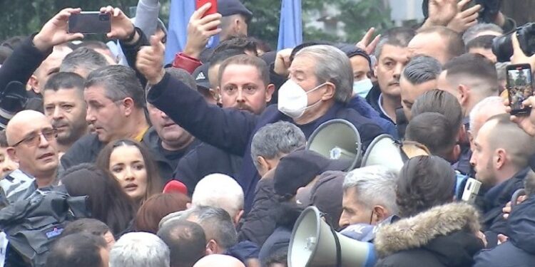 PROTESTA E PD/ Policia e Shtetit njofton masat: Ja rrugët që do të bllokohen