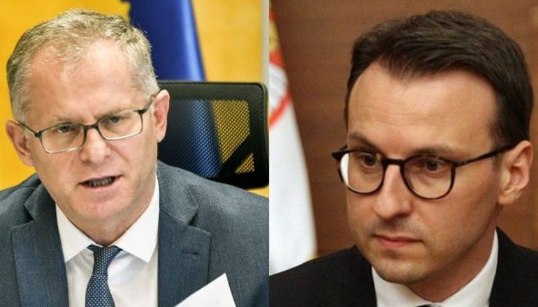 PAS TAKIMIT KURTI-VUÇIÇ NË BRUKSEL/ Kryenegociatorët e Kosovës dhe Serbisë priten nga Lajçak