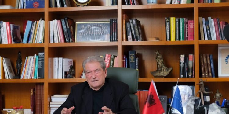 “RAMA DO SHPALLET TRADHTAR”/ Berisha: Vendimi i parë i Qeverisë së PD do jetë…