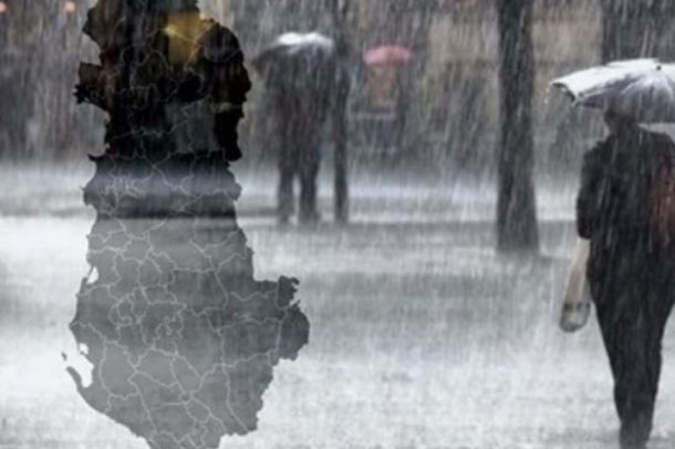 PRITJEN PËRMBYTJE NË DISA ZONA/ Shiu, shpresa e vetme nga qielli për t’i shpëtuar fashës 800 kWh