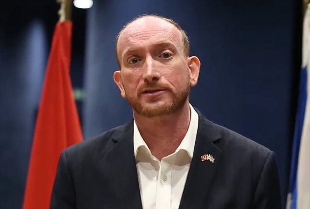 APEL SHQIPTARËVE/ Ambasadori britanik: Mos udhëtoni ilegalisht drejt Anglisë, ka alternativa…