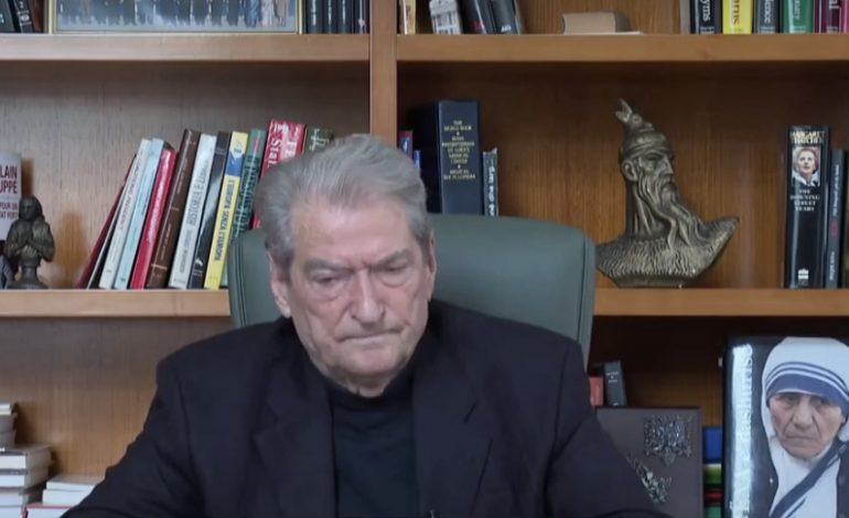 MARRËVESHJA PËR PORTIN E DURRËSIT/ Berisha paralajmëron mosbindje civile: Ja si do të jetë aksioni opozitar