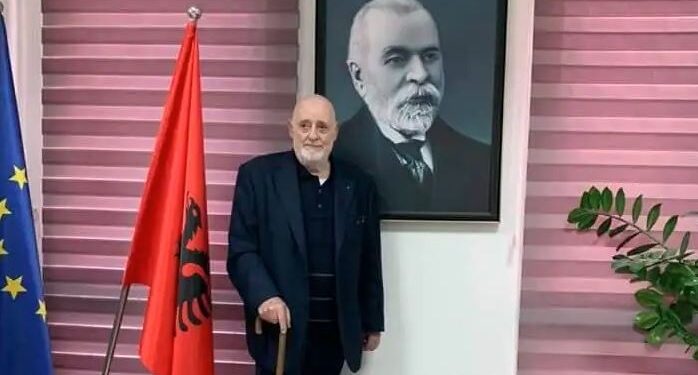 E ZBULON nipi i Ismail Qemalit: Kalaja e Kaninës pronë e familjes Vlora