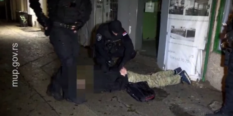 U ARRESTUAN ME 80 KG MARIJUANË/ Zbulohen kush janë tregtarët! Dy shqiptarët transportonin drogë përmes Serbisë në Turqi (EMRAT)