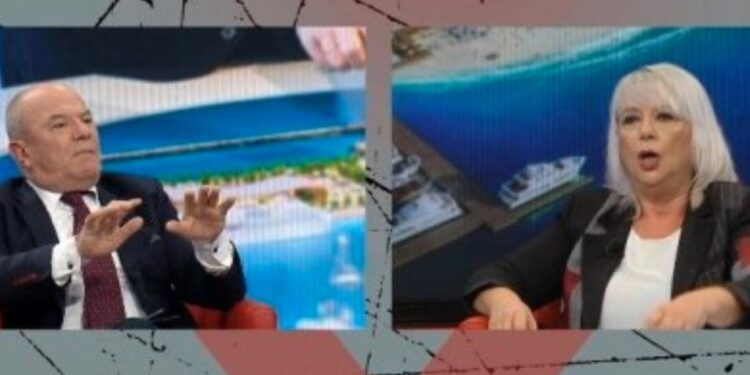 “KAM QEJF TË ZHVISHEM PARA TEJE. JAM QULL FARE”/ Meçe dhe Kalaja debate të ‘nxehta’ në studio