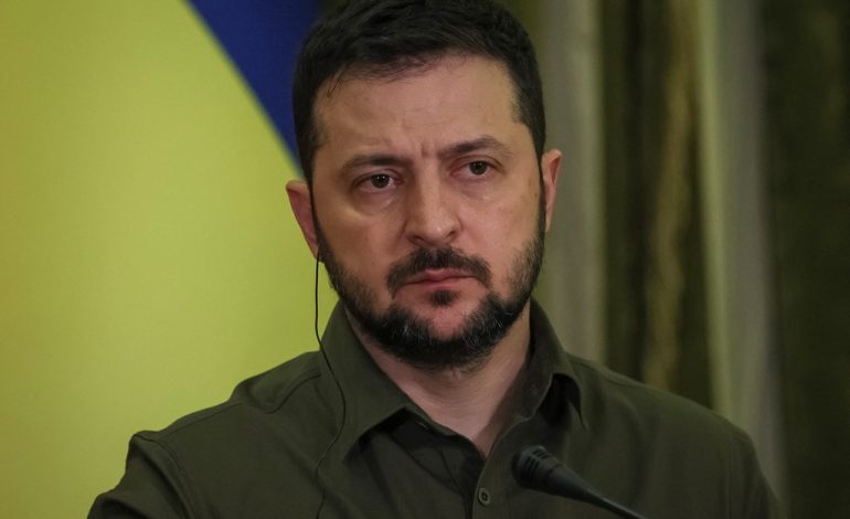 “PËR SA KOHË QË KANË RAKETA NUK NDALEN”/ Zelensky paralajmëron: Ukrainasit të bëhen gati për sulme të reja nga Rusia