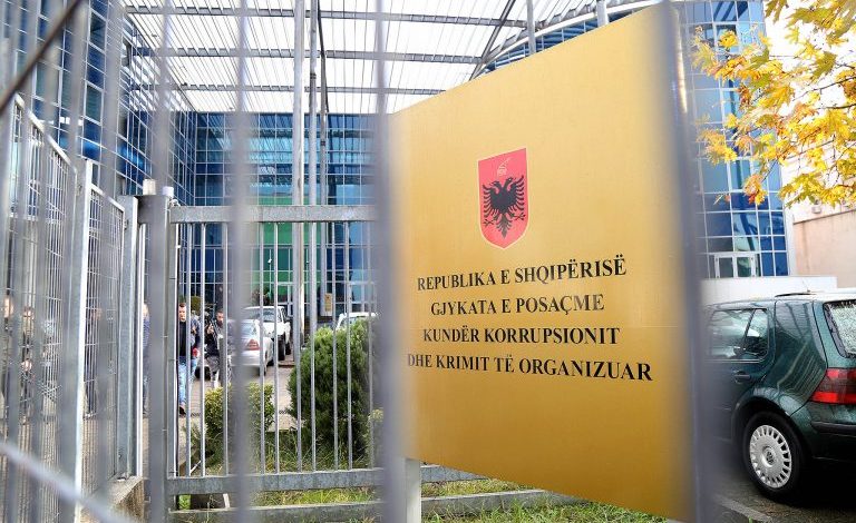 MERRNIN PARA PËR ÇERTIFIKATA PRONËSIE/ SPAK mbyll hetimet, dërgon për gjykim katër persona