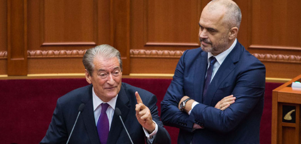 REPLIKON ME RAMËN NGA SHKODRA/ Berisha: Në kohën tonë një zv.ministër hapte zarfet e tenderave para gazetarëve…