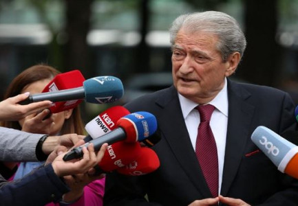 “QYTETARËT DO SHPREHIN MLLEFET E TYRE”/ Berisha tregon skenarin e 12 nëntorit: Do jetë protesta më e madhe që ka njohur ndonjëherë vendi