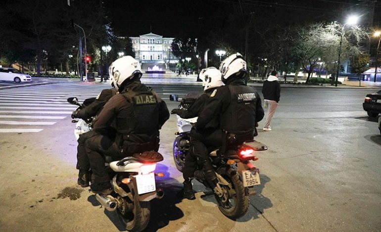 TENTUAN TË SHTYPNIN PATRULLËN ME MAKINË TË VJEDHUR/ Arrestohet shqiptari dhe egjiptiani në Greqi
