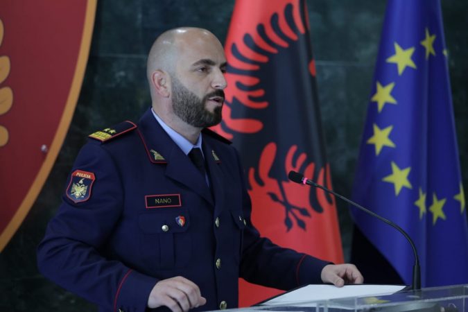 MERR NË MBROJTJE GLEDIS NANON/ Berisha: Nëse u ka treguar ambasadave veprimtarinë kriminale të qeveritarëve meriton dekorata