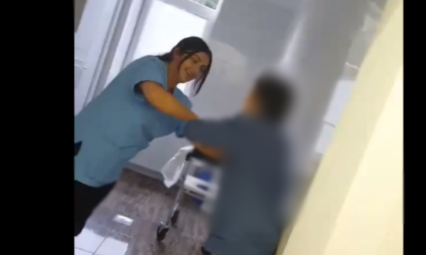 DHUNOI TË MOSHUARËN NË PEJË/ Pas lirimit nga burgu infermierja i vë kyçin shtëpisë. Dyert dhe dritaret…