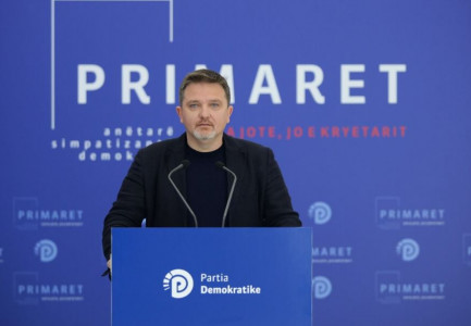 PRIMARET/ Julian Deda prezanton kandidaturën për Bashkinë e Tiranës: Ka ardhur koha që kryeqyteti t’i shërbejë qytetarëve!
