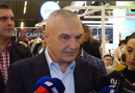 A E MBËSHTESNI PROTESTËN E 6 DHJETORIT? Meta në panairin e librit: Të formojmë qytetarë të denjë për vendin…