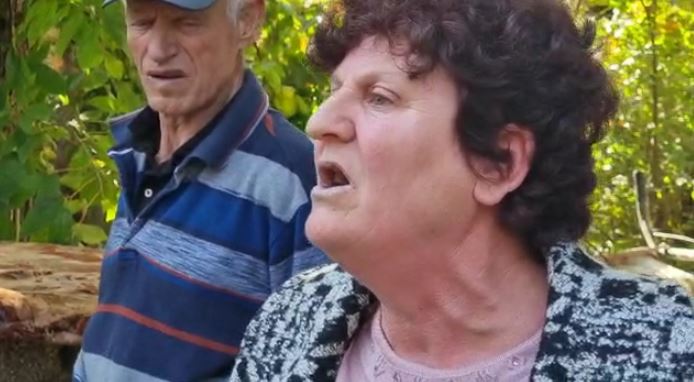 “E KANË DENONCUAR SE DUAN TË BREDHIN…”/ Motra e 52-vjeçarit që ngujoi familjen e indinjuar: Gjergji s’është i sëmurë, është profesor me shkollë të lartë