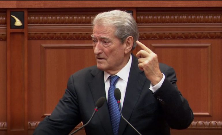 “SPAK I LAJMËROI TË IKNIN”/ Berisha për 11 fletë-arrestet për Inceneratorët: Janë rrogëtarë të sipërmarrjes së Ramës, Kokës e Agaçit