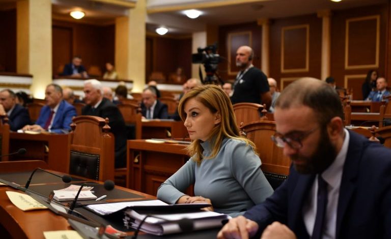 “SULM I PAPRECEDENTË”/ Tabaku i përgjigjet akuzave të Ramës: Po mbrohet një aferë korruptive! Ju kujtohen mushkonjat e Divjakës!?