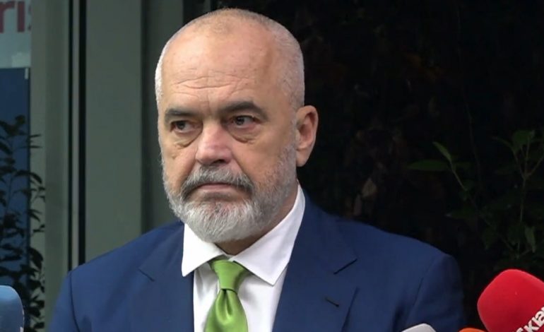 SHEMBJA E NDËRTIMEVE PA LEJE/ Rama: Le të shkojnë në Hagë ose në hënë të ankohen, pallatet me shkelje do prishen