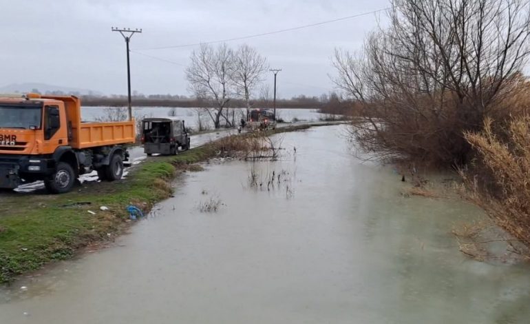 MOTI I KEQ/ Rrebeshet shkaktojnë përmbytje në Shkodër, 155 banesa nën prezencën e ujit