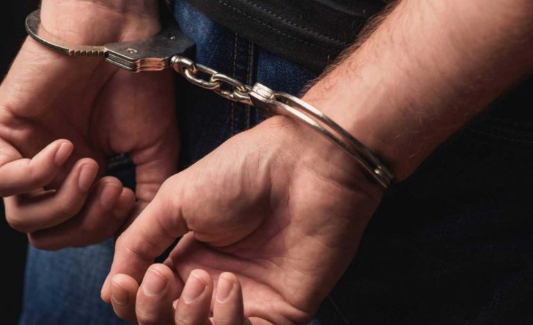 NDODH EDHE KJO/ Denoncoi burrin për dhunë në familje, gruaja shqiptare arrestohet për kallëzim të rremë
