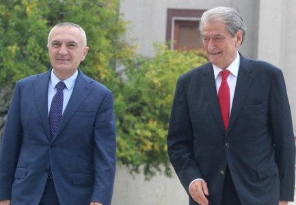 ZGJEDHJET E 14 MAJIT/ Ilir Meta: Test i rëndësishëm për demokracinë dhe opozitën. Berisha është legjendë, nuk ka nevojë të jetë kryetar që të jetë lider