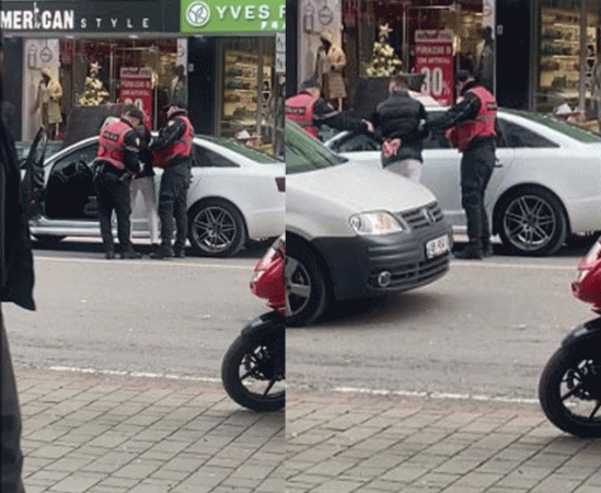 ÇFARË NDODHI NË ISH-BLLOK?! E zbresin nga makina dhe i vendosin prangat, momenti kur policia arreston një të ri në Tiranë