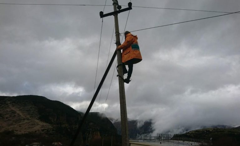 DIGJET TRANSFORMATORI/ Banorët në disa zona Tepelene pa energji elektrike