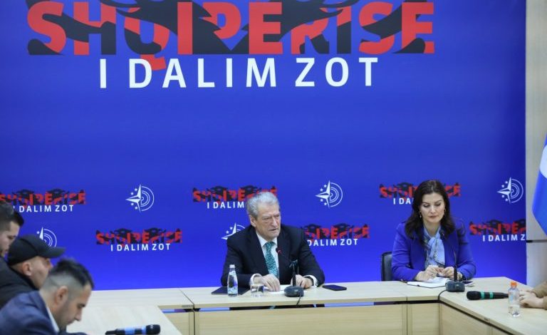 VOTIMI PËR AVOKATIN E POPULLIT/ Berisha: Parlamenti e mbylli vitin në mënyrë moniste, Rama përdori…