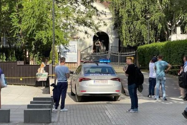E FUNDIT/ Alarm për bombë pranë Drejtorisë së Kufirit në Tiranë