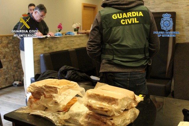 SPANJË/ Prokuroria kërkon njëmbëdhjetë vjet burg dhe 1.2 milionë gjobë për një shqiptar që drejtonte një rrjet trafiku heroine