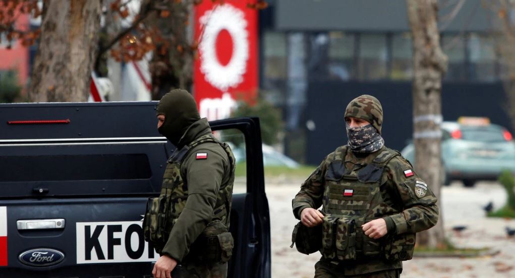 TENSIONET NË VERI/ Serbia i dorëzon zyrtarisht KFOR-it kërkesën për kthimin e trupave serbe në Kosovë