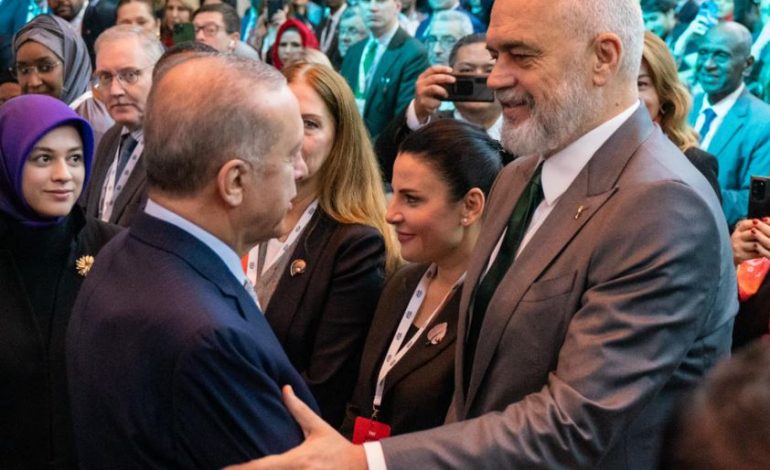 RAMA VIZITË NË STAMBOLL/ Takon presidentin Erdogan