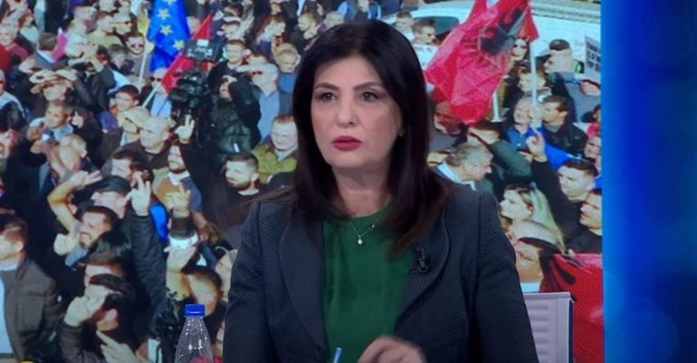 SULMI NDAJ BERISHËS/ Deklarata e Jozefina Topallit: Rrezikojmë të shkojmë në luftë civile