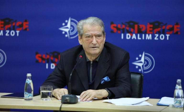 “RAMA ANTISHQIPTAR”/ Berisha: Po mban peng rezolutën e opozitës për të dënuar gjenocidin serb në Kosovë. E pafalshme!