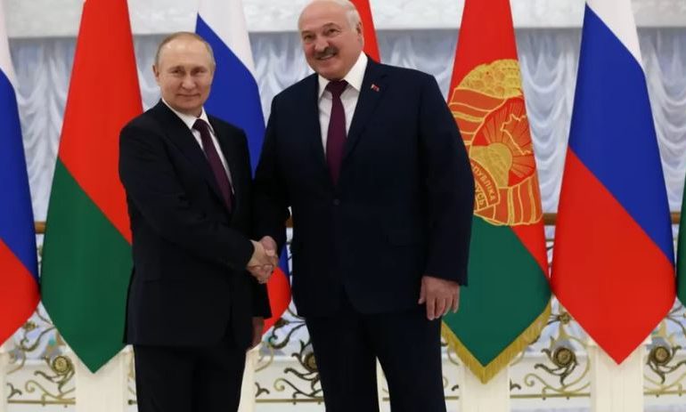 TAKIMI I PUTINIT ME LUKASHENKON “FRIKËSON” ZELENSKYN/ Ukraina forcon mbrojtjen kufitare me Bjellorusinë