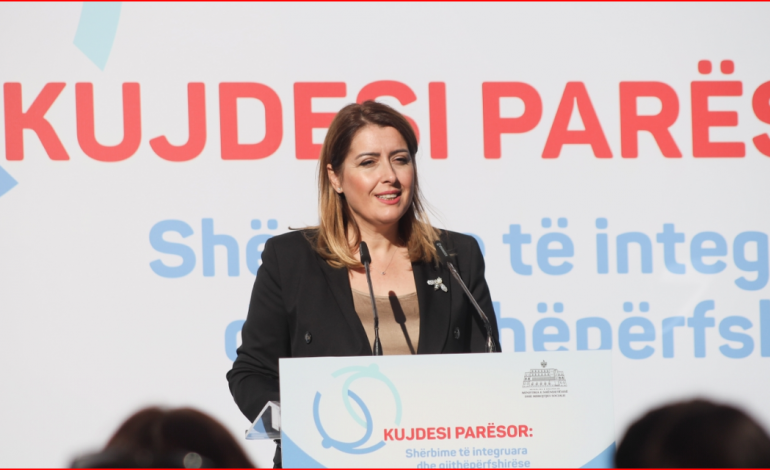 50 PSIKOLOGË PUNËSOHEN NË QENDRAT SHËNDETËSORE/ Manastirliu: Shërbime të integruara për qytetarët, jemi…