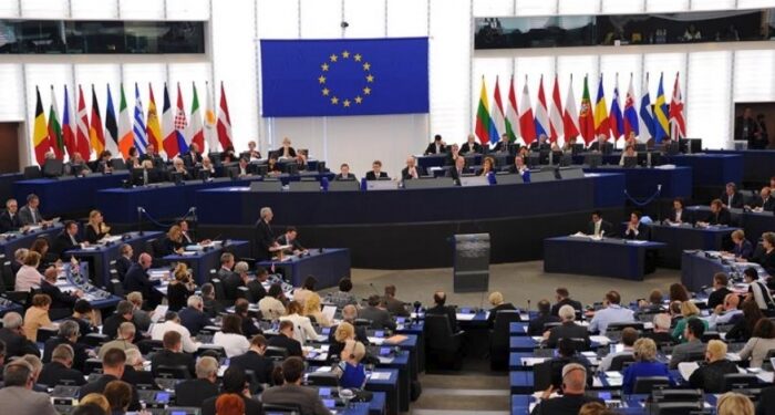VENDIMI/ Liberalizimi i vizave për Kosovën, Parlamenti Evropian synon përmbyllje të shpejtë të procesit