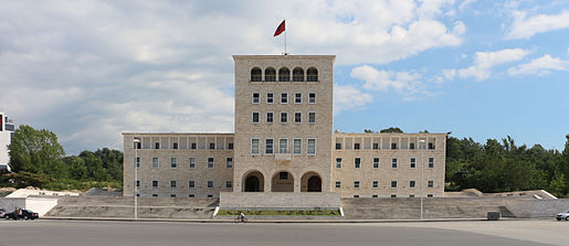 SAMITI NË TIRANË/ Universiteti Politeknik merr vendimin: Dita e nesërme do të jetë pushim