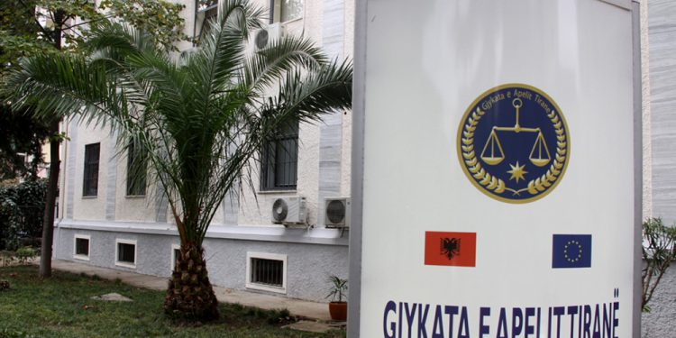 SHTYHET PËR NË 17 JANAR SEANCA PËR PD/ Gazment Bardhi kërkon përjashtimin e gjyqtares