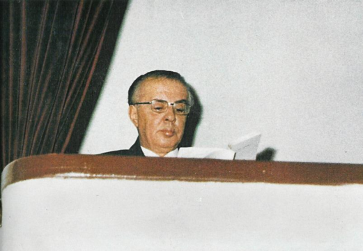 DOSSIER/ Debatet e Enverit në Byro, 8 tetor ’82: Është përhapur lajmi kudo, sikur shoku Hysni, një ‘Hero i Popullit’ nuk ka vdekur nga…
