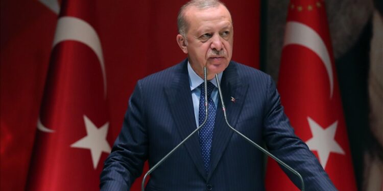 “RAKETAT DO GODASIN ATHINËN NËSE…”/ Mediat greke: Erdogan s’i ndal kërcënimet, Greqia të ketë kujdes!