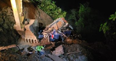 TRAGJEDI NË KOLUMBI/ Dheu zë poshtë autobusin, të paktën 3 viktima mes tyre në fëmijë