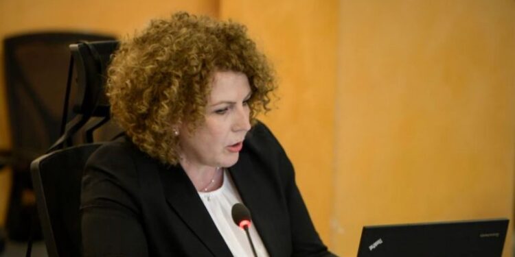 VENDIMI/ Akuza për mosdeklarim të pasurisë, dënohet ministrja