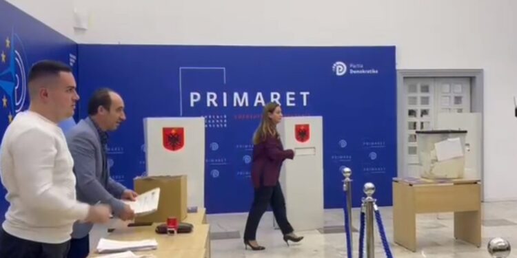 PRIMARET/ Me vetëm dy vota diferencë, shpallet fituesi i PD për Bashkinë e Pogradecit