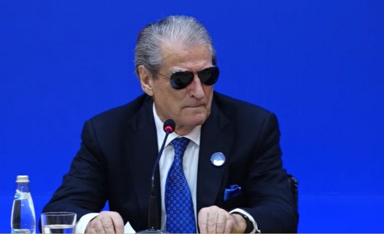 “RAMA NUK E KA MË NË KONTROLL KREUN E OPOZITËS”/ Berisha: Kërkon të marrë flamurin e PD-së me procesin gjyqësor